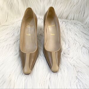 Cristian Louboutin two tones beige leather pumps 7